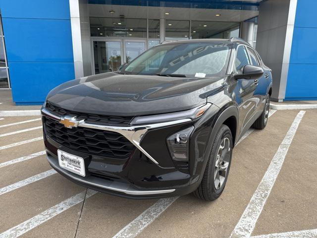 new 2025 Chevrolet Trax car, priced at $23,985