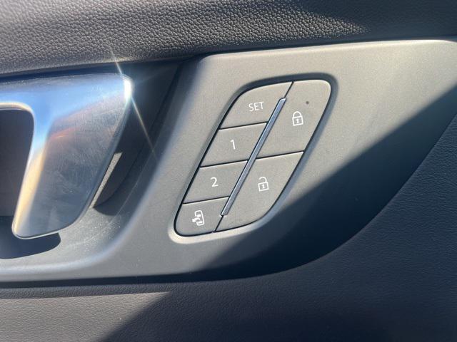 new 2025 Buick Enclave car, priced at $45,851