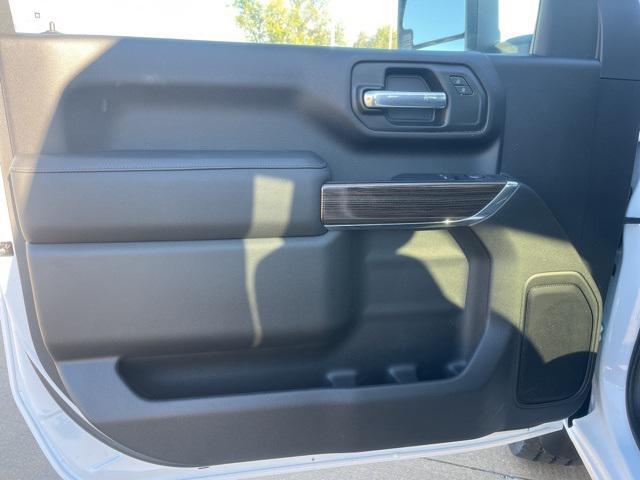 new 2025 Chevrolet Silverado 2500 car, priced at $49,999