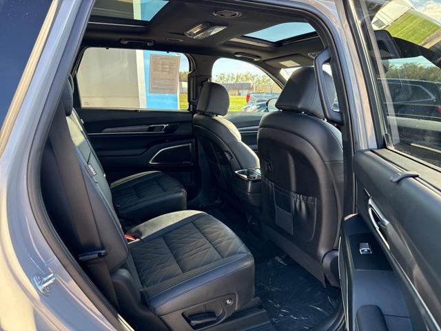 used 2023 Kia Telluride car, priced at $43,467