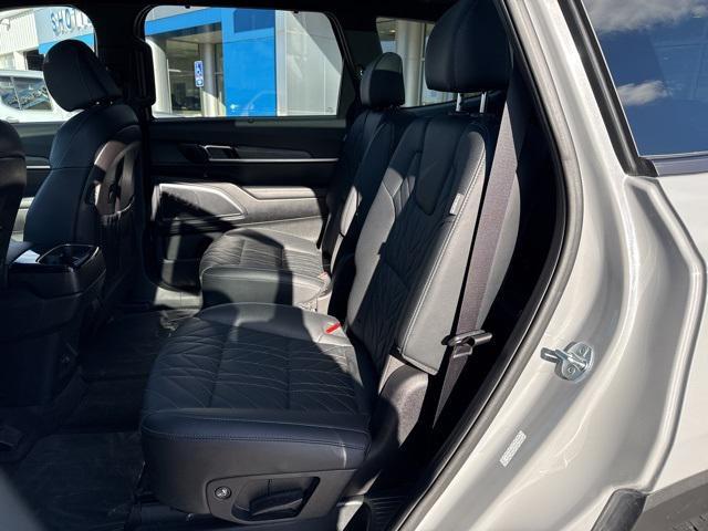 used 2023 Kia Telluride car, priced at $43,467