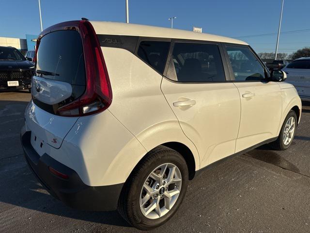 used 2021 Kia Soul car, priced at $16,999