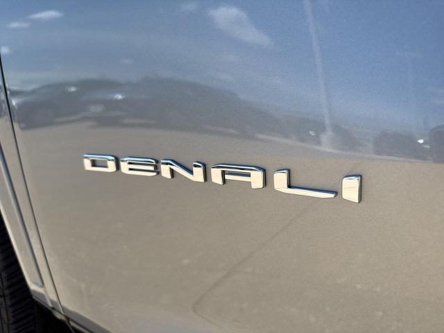 new 2025 GMC Acadia car, priced at $61,824