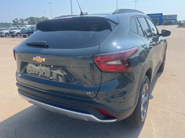 new 2025 Chevrolet Trax car, priced at $24,335