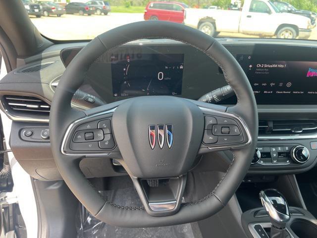 new 2025 Buick Envista car, priced at $24,514