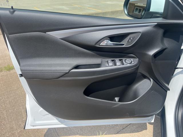 new 2025 Buick Envista car, priced at $24,514