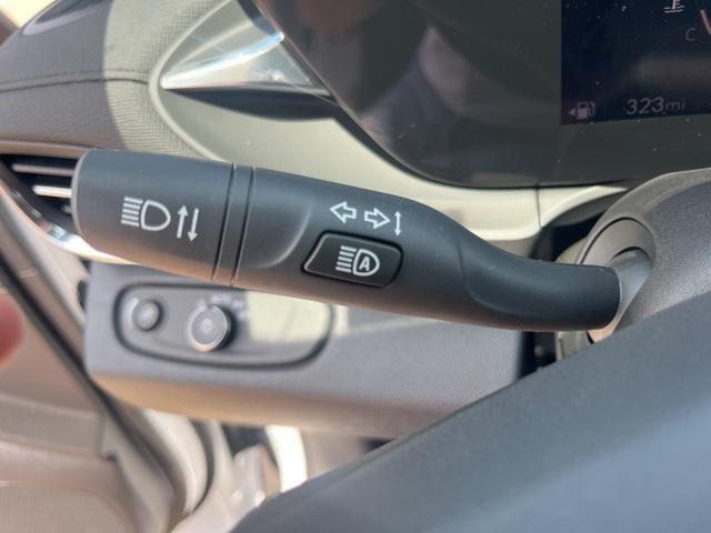 new 2025 Buick Envista car, priced at $24,514
