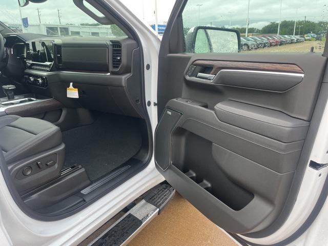 new 2025 GMC Sierra 1500 car, priced at $56,785