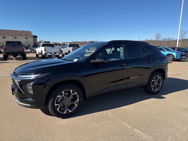 new 2025 Chevrolet Trax car, priced at $23,985