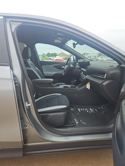 new 2025 Buick Envista car, priced at $24,999