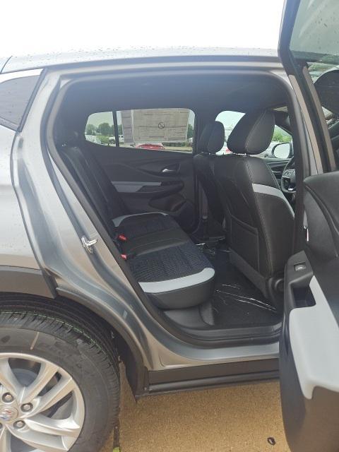 new 2025 Buick Envista car, priced at $24,999