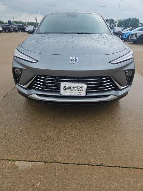 new 2025 Buick Envista car, priced at $24,999