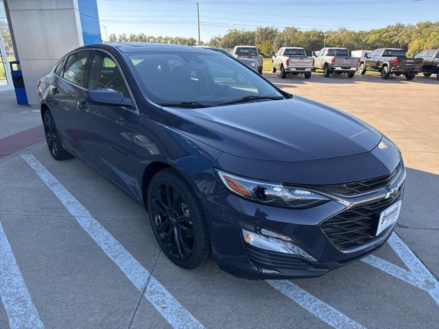 new 2025 Chevrolet Malibu car, priced at $30,515