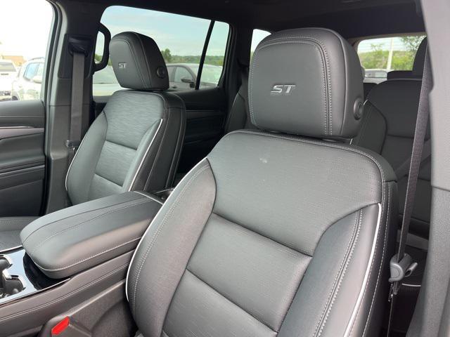 new 2025 Buick Enclave car, priced at $48,999