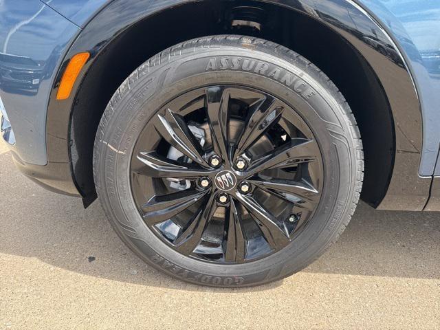 new 2025 Buick Envista car, priced at $27,802