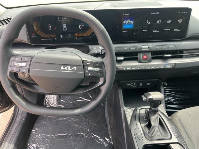 used 2025 Kia K4 car, priced at $22,998