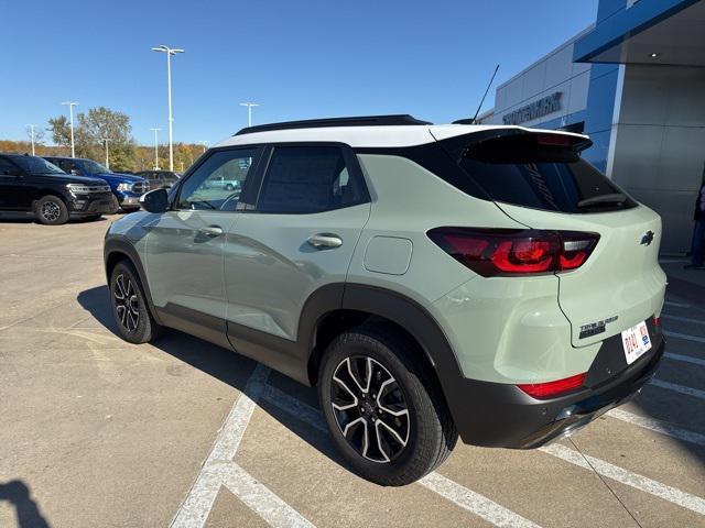 new 2025 Chevrolet TrailBlazer car, priced at $28,499