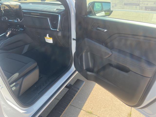 new 2025 GMC Canyon car, priced at $38,296