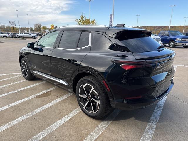 new 2025 Chevrolet Equinox car, priced at $42,575