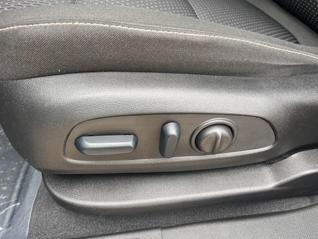 used 2023 GMC Acadia car, priced at $28,999