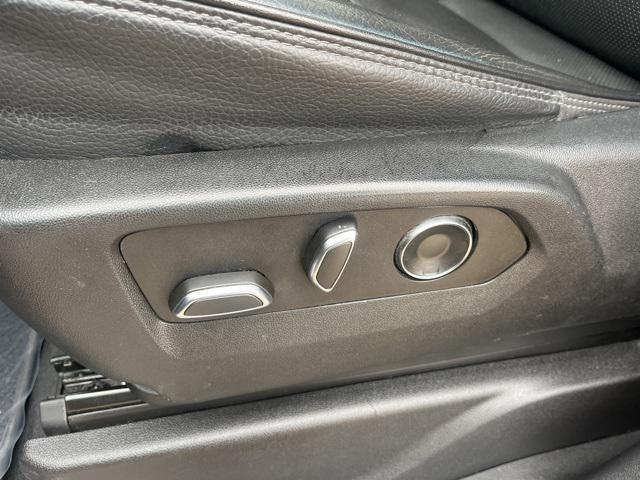 used 2023 GMC Yukon XL car, priced at $53,899