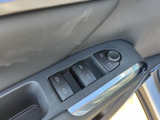 new 2026 Chevrolet Traverse car, priced at $51,899