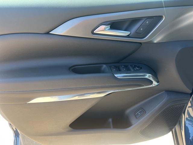 new 2025 Chevrolet Traverse car, priced at $45,855