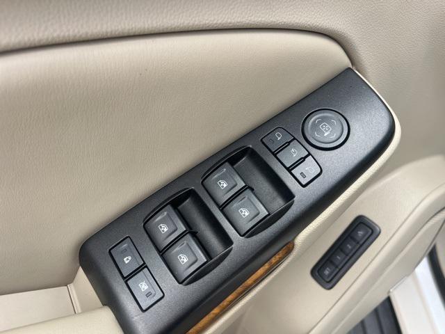 used 2016 GMC Yukon car, priced at $17,989