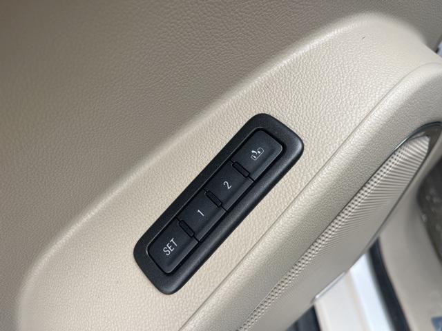 used 2016 GMC Yukon car, priced at $17,989