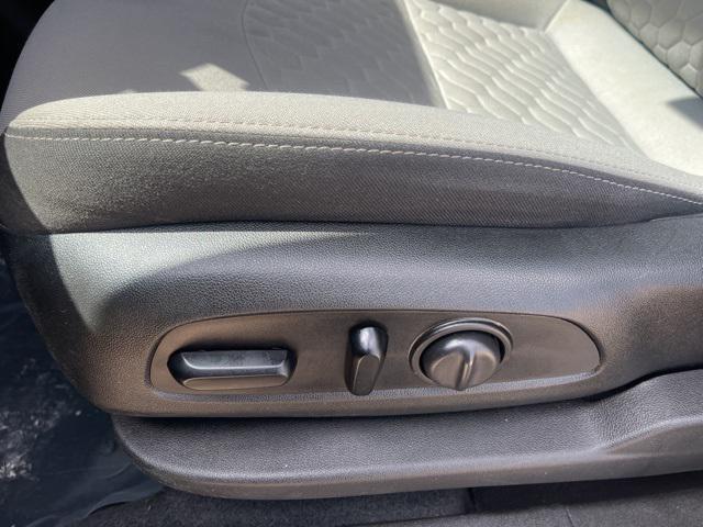 used 2021 Chevrolet Equinox car, priced at $19,465