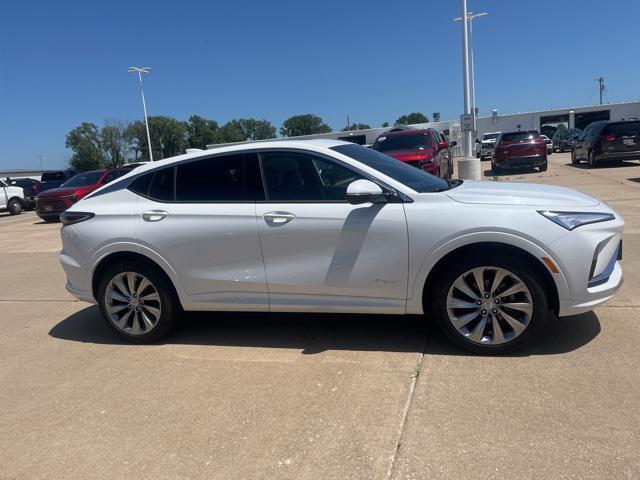 new 2025 Buick Envista car, priced at $29,288