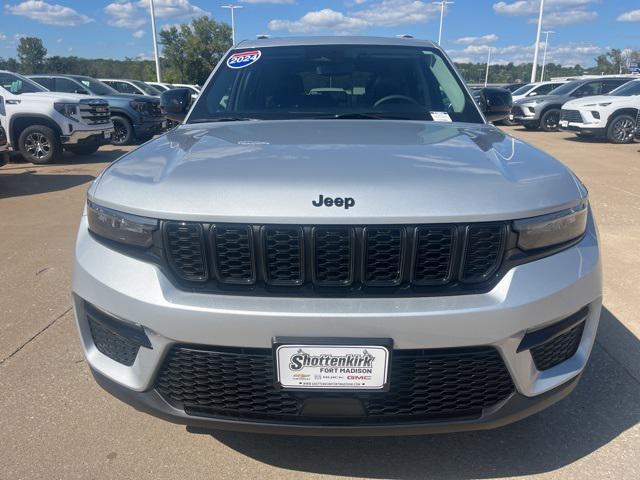 used 2024 Jeep Grand Cherokee car, priced at $36,989