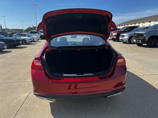 new 2025 Chevrolet Malibu car, priced at $28,195