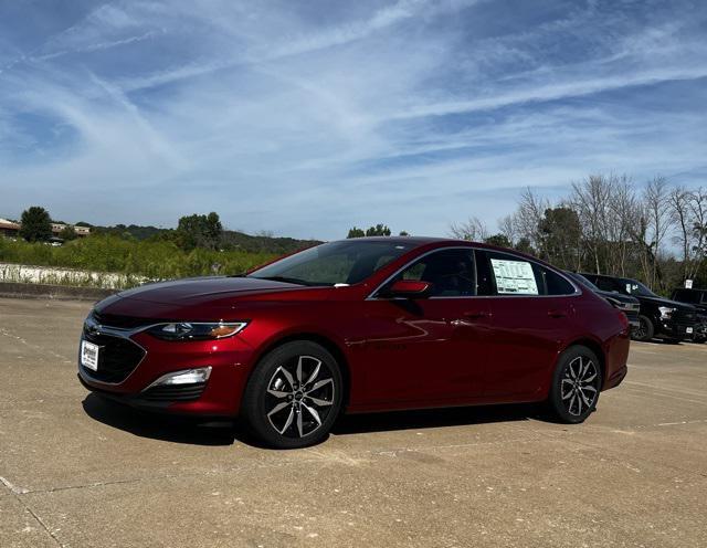 new 2025 Chevrolet Malibu car, priced at $28,195