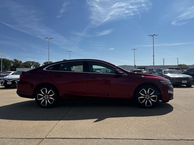 new 2025 Chevrolet Malibu car, priced at $28,195