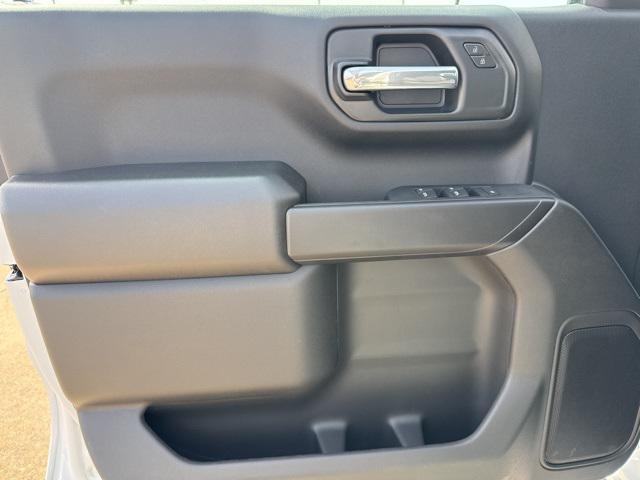 new 2025 Chevrolet Silverado 1500 car, priced at $34,999