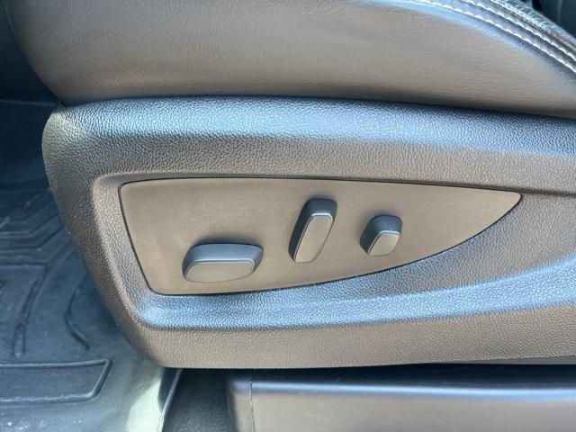 used 2015 GMC Yukon XL car, priced at $15,999