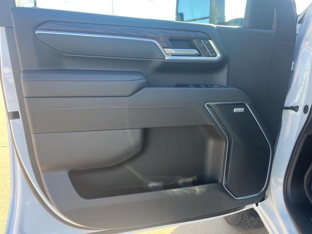 new 2026 GMC Sierra 2500 car, priced at $77,880