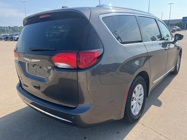 used 2019 Chrysler Pacifica car, priced at $12,999