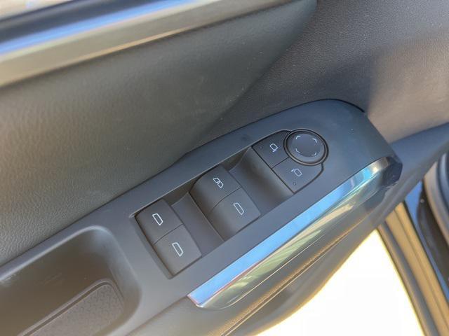 new 2026 Chevrolet Traverse car, priced at $44,999