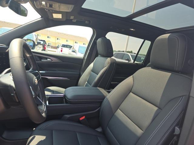 new 2025 Chevrolet Traverse car, priced at $47,844