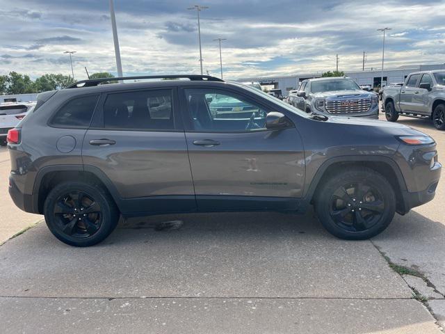 used 2018 Jeep Cherokee car, priced at $13,989