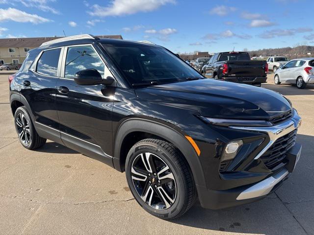 new 2025 Chevrolet TrailBlazer car, priced at $25,899