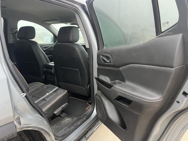 used 2023 GMC Acadia car, priced at $32,986