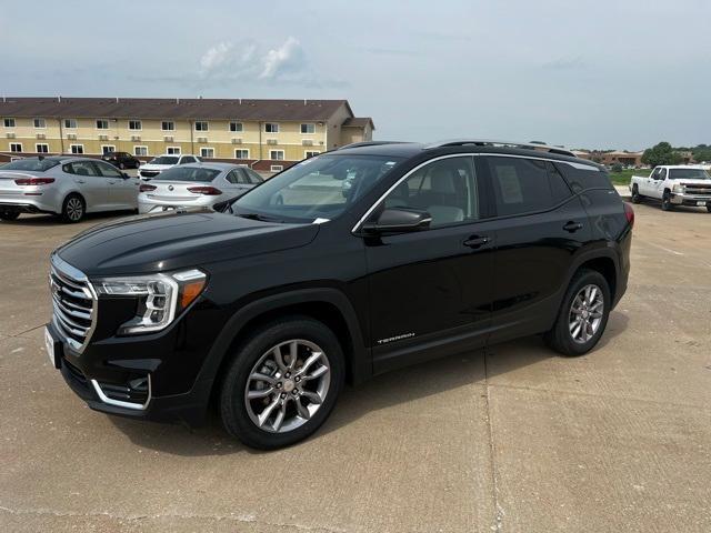used 2022 GMC Terrain car, priced at $25,324