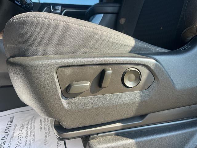 used 2022 Chevrolet Silverado 1500 car, priced at $37,995