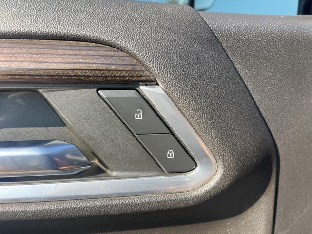 used 2022 Chevrolet Silverado 1500 car, priced at $37,995