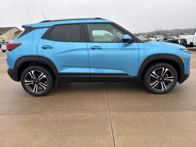 new 2025 Chevrolet TrailBlazer car, priced at $28,718