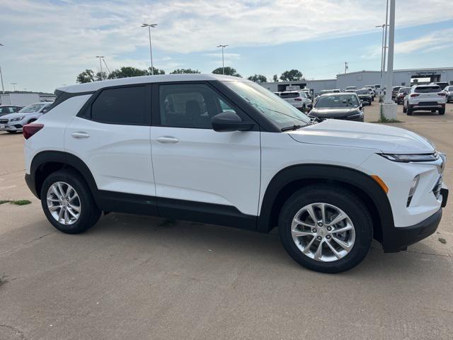 new 2026 Chevrolet TrailBlazer car, priced at $23,999