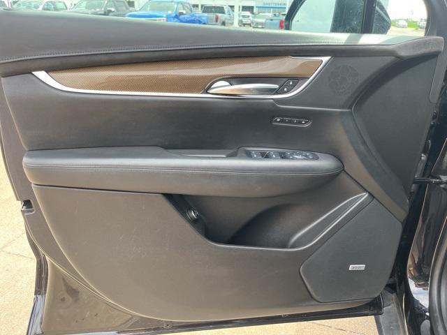 used 2017 Cadillac XT5 car, priced at $21,499